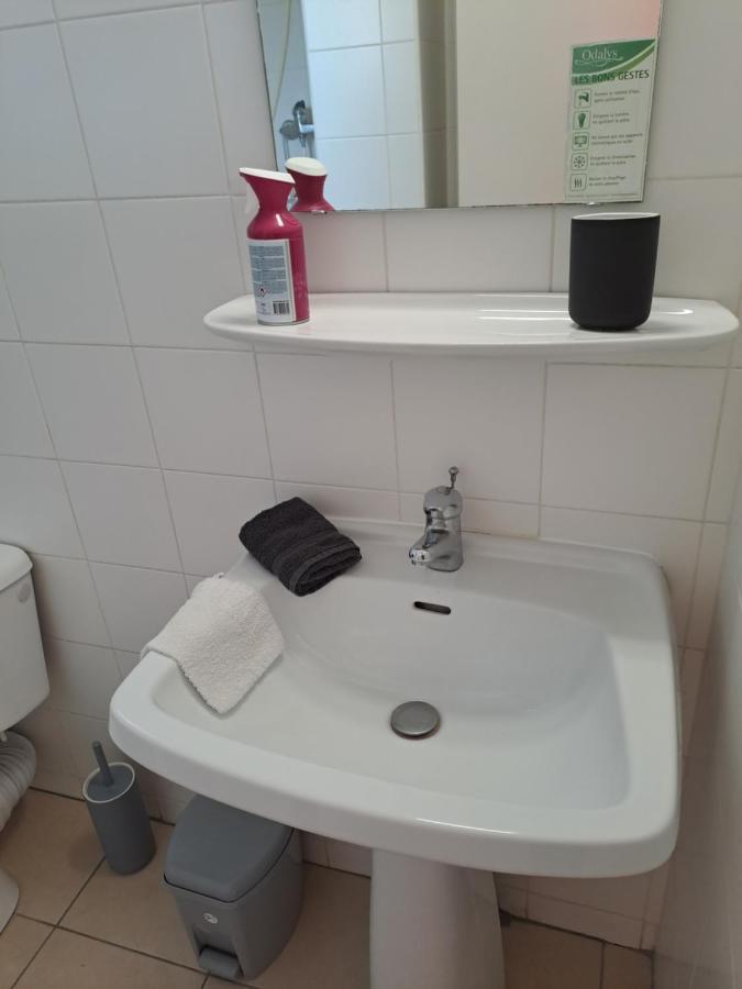 Apartment Climatise Box 5 G Odalys Saint Loup, Piscine ,parking Prive Et Superette 25 Agde